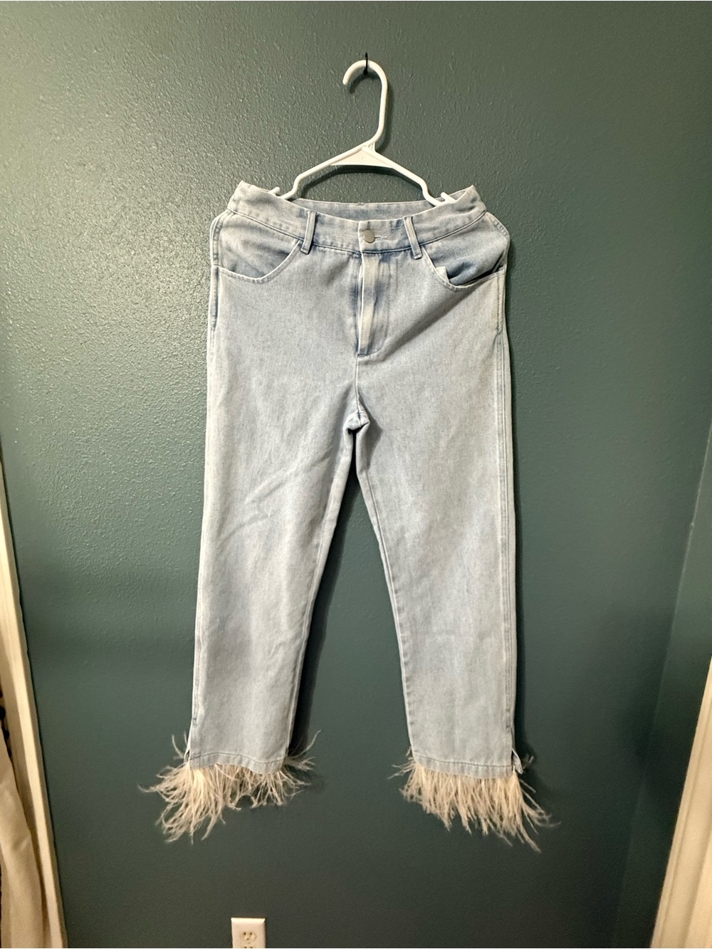Women’s Boot Cut Jeans with Feather Hem